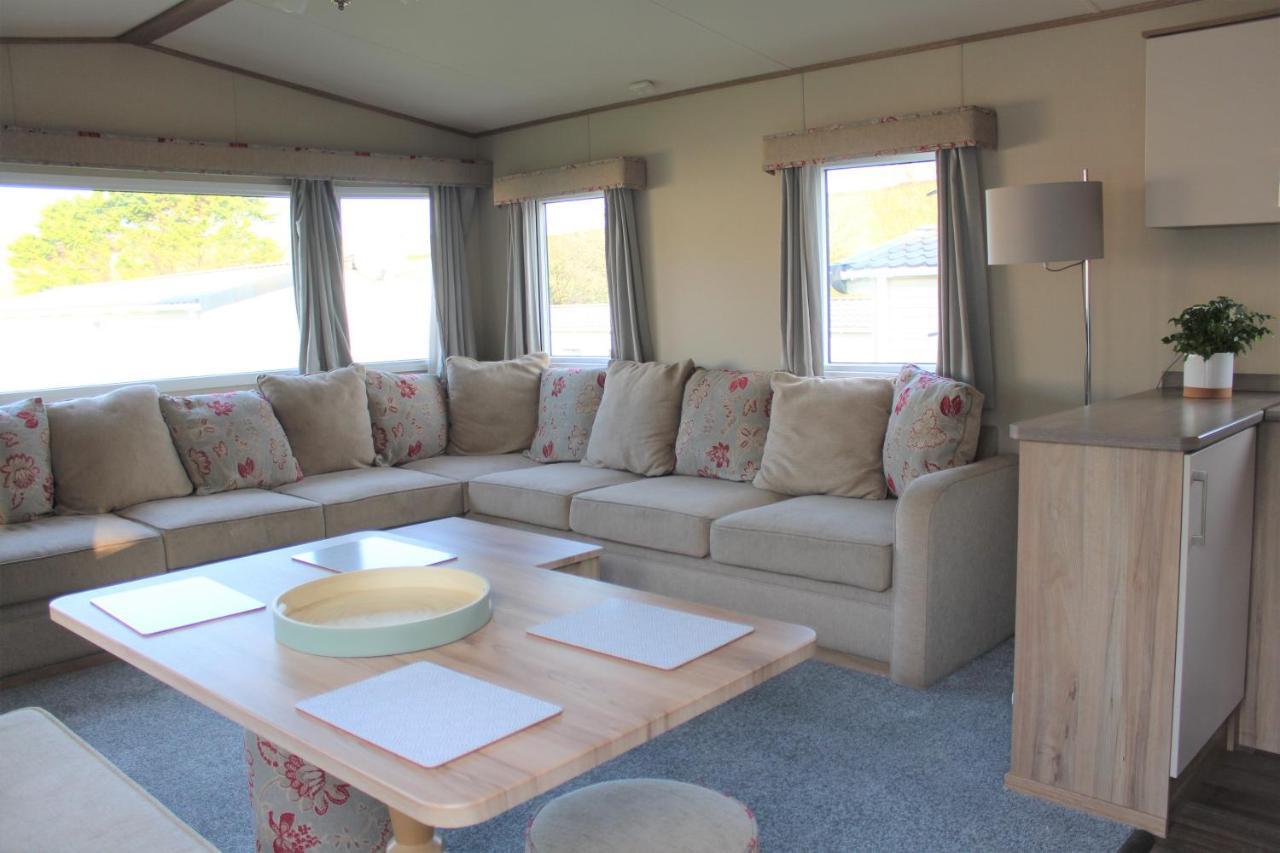 Newquay Bay Resort - Spacious - Sleeps 6 - Close To Porth Beach Екстериор снимка