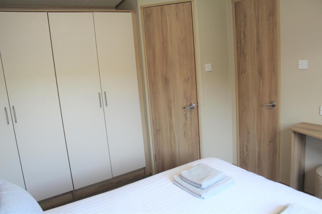 Newquay Bay Resort - Spacious - Sleeps 6 - Close To Porth Beach Екстериор снимка