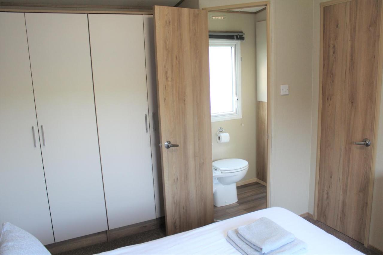 Newquay Bay Resort - Spacious - Sleeps 6 - Close To Porth Beach Екстериор снимка