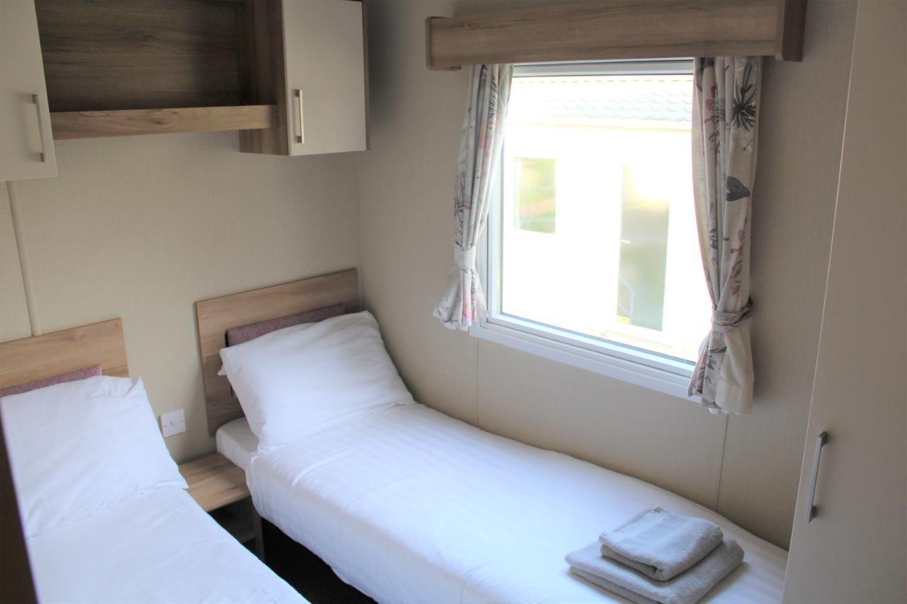 Newquay Bay Resort - Spacious - Sleeps 6 - Close To Porth Beach Екстериор снимка