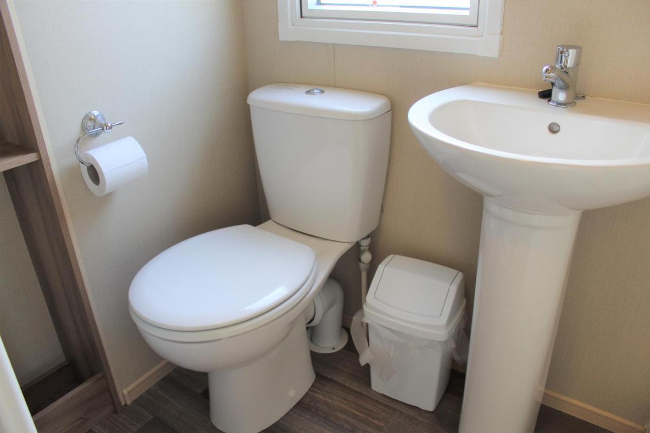 Newquay Bay Resort - Spacious - Sleeps 6 - Close To Porth Beach Екстериор снимка