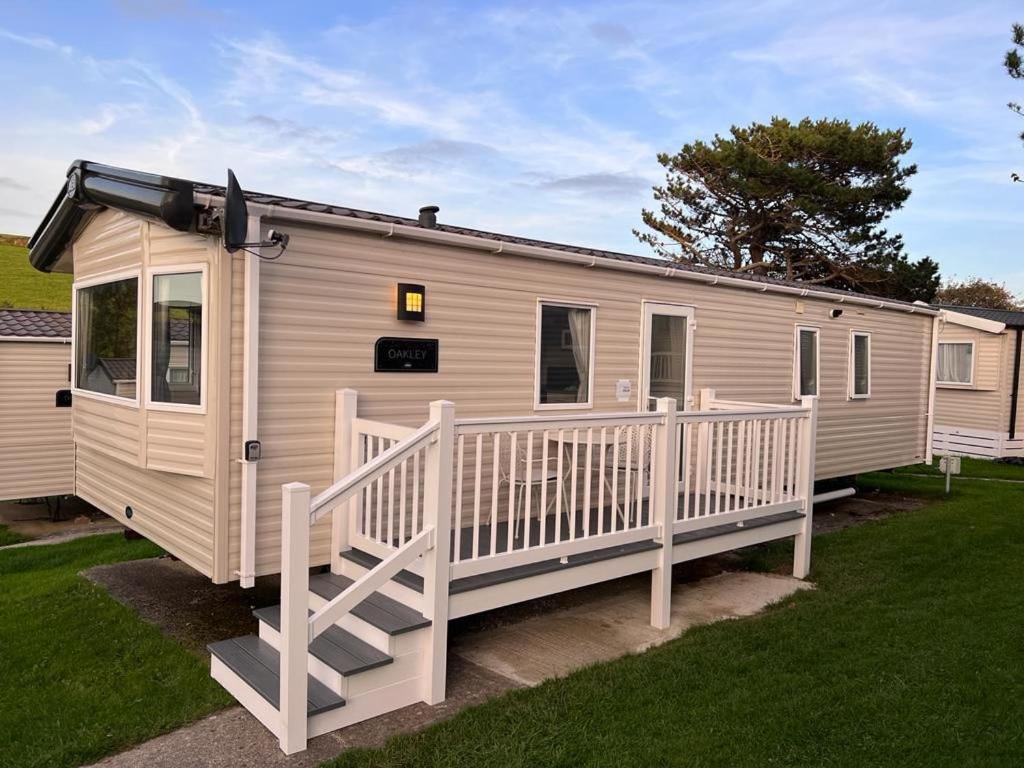 Newquay Bay Resort - Spacious - Sleeps 6 - Close To Porth Beach Екстериор снимка